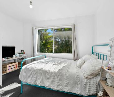 BEACHSIDE LIVING AWAITS IN BELLARA! - Photo 4