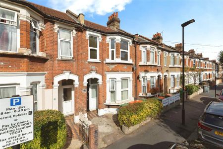 3 bedroom flat to rent - Photo 2