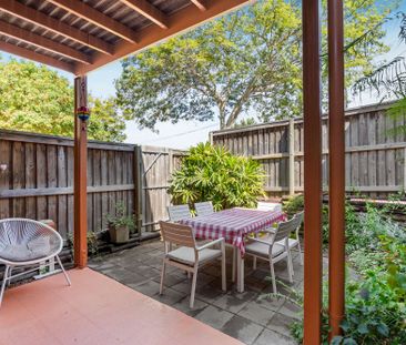 9/130 Hamilton Road, Moorooka QLD 4105 - Townhouse For Rent | Domain - Photo 3