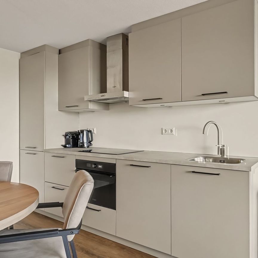 Appartement te huur: Stationsweg 5-B 3362 HA Sliedrecht - Foto 1