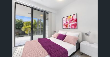 Superb Coastal Living at "Breeze" Mount Coolum! - Photo 2