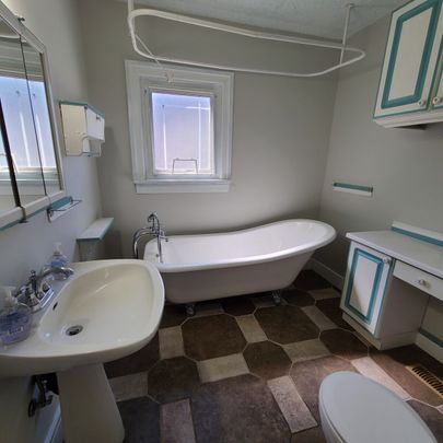 Cute and Cozy Home in Chilliwack - Photo 1