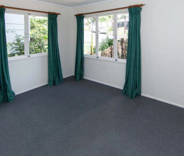 QUIET COSY - RENT WILL INCREASE TO $485 pw on the 26th JANUARY 2026 - Photo 2