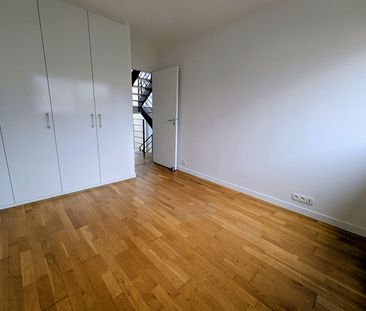 Location Maison 7 pièces 200m² - Photo 5