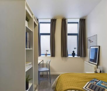 4 Bedroom House - Photo 6