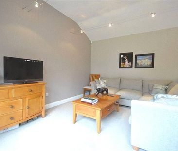 2 bedroom semi-detached house to rent - Photo 1