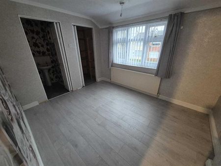 Melville Close - Photo 3