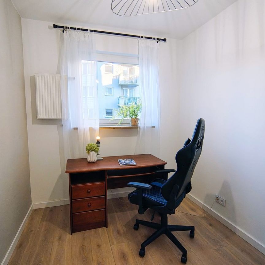 Ciche mieszkanie z 2 miejscami parkingowymi - Zdjęcie 1