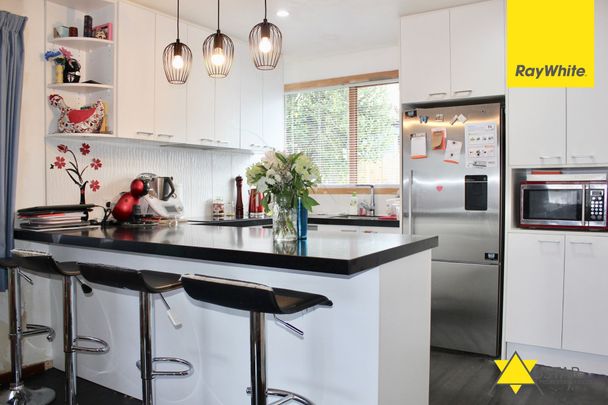 Freshly Renovated 3-Bedroom Home with Deck, Yard & Heat Pump - Perfect for Families! - Photo 1