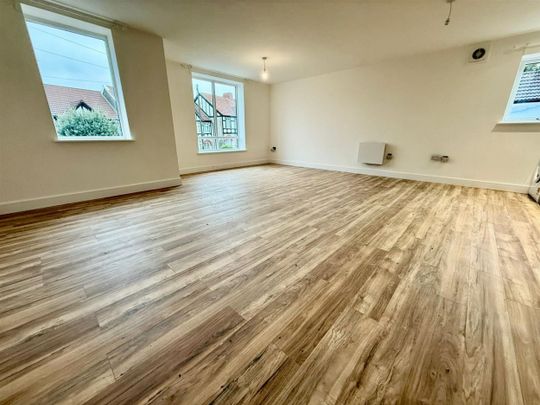 18676392 Winterstoke Road, Bristol - Photo 1