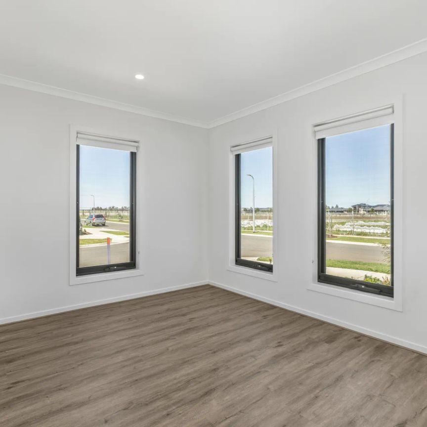 TWO brand new properties available now for lease - introducing 16 and 18 Leger Street Manor Lakes. - Photo 1