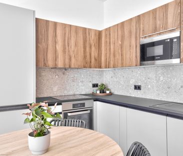 Location Appartement 62m² NICE 06000 - Photo 6