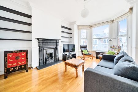 3 bedroom maisonette to rent - Photo 3