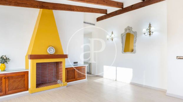 Ático de alquiler en El Pla del Remei - Foto 1