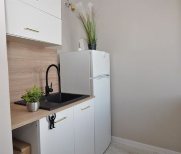 Dwupokojowe w atrakcyjnej lokalizacji, po remoncie - Photo 4