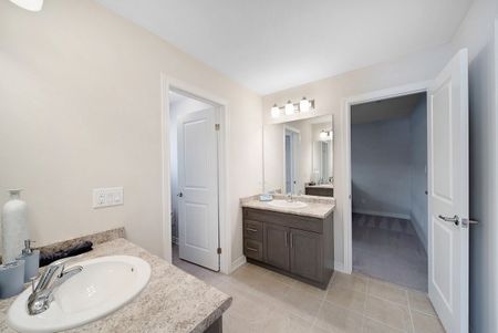 For Lease - 328 Julia Drive, Welland, Ontario - Photo 3