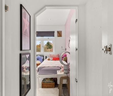 4 bedroom detached house to rent - Photo 6