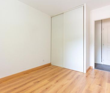 Location Appartement 4 pièces 87m² SEVRIER 74320 - Photo 3