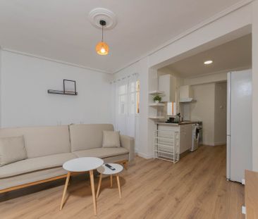 Beautiful apartment at Calle Salvador Almenar - Photo 6