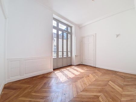 Location Appartement 2 pièces 61m² DIJON 21000 - Photo 2