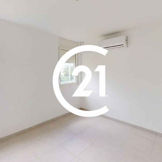 Location Appartement 88.86m² 4 pièces Fort de france - Photo 1