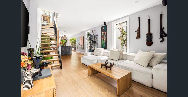 Stylish Terrace in an Ultra-Convenient Lifestyle Location - Photo 1