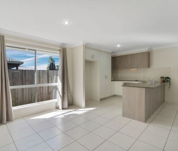 Stunning Four Bedroom +Media Family Abode Located In Yarrabilba - Photo 2