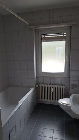 Cheap 3-room apartment with modern kitchen in Münchenstein - Photo 5