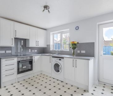 2 bedroom terraced house to rent - Photo 4