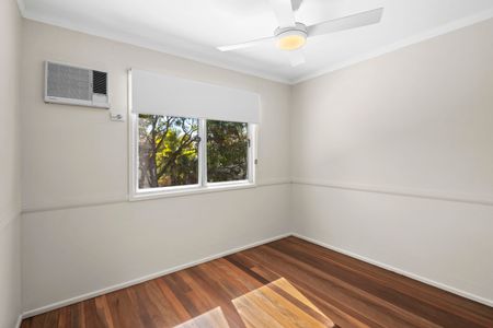 Spacious Family Home with Pool and Dual Living Potential - Photo 4