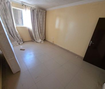 Excellent location, close to all services, parking - Photo 5