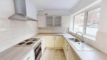 Hamilton Road, Chorley, PR7 - Photo 5