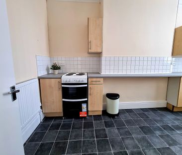 Flat 1 218 Balby Road, Doncaster, DN4 0NE - Photo 1