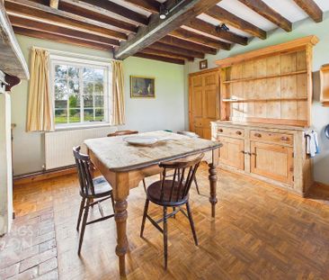 4 bedroom semi-detached house to rent - Photo 3