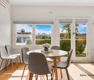 Luxury Home Right In Town - Photo 3