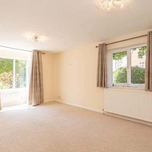 Eastgate Court, The Hornet, Chichester, PO19 - Photo 1