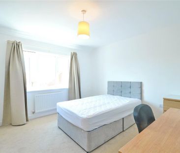 6 bedroom semi-detached house to rent - Photo 3