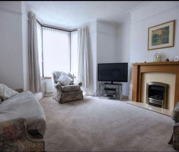 4 bedroom terraced house to rent - Photo 1