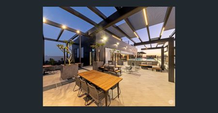 Furnished 2x1x1 apartment in CBD centre - Photo 5