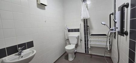 1 bedroom flat to rent - Photo 3