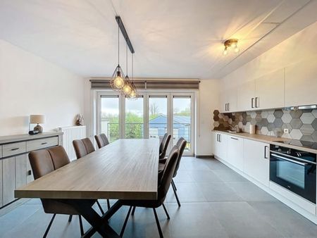 Appartement te huur - Foto 2