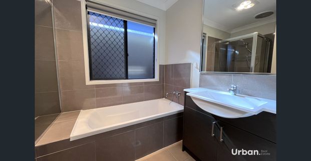 4-Bedroom Family Home – Prime Location - Photo 1