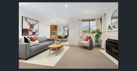 GREAT HOME IN QUIET COURT - Photo 5