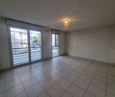 Location Appartement 2 pièces 48m² NICE 06000 - Photo 6
