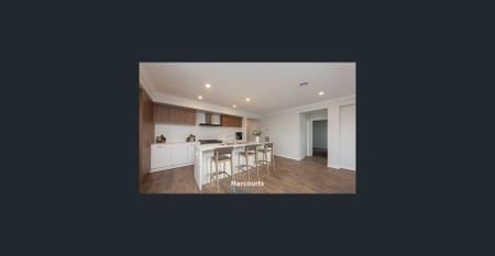 Spacious and Sunlit 3-Bedroom Home in Mickleham - Photo 3