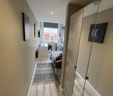 Studio to rent - Photo 2