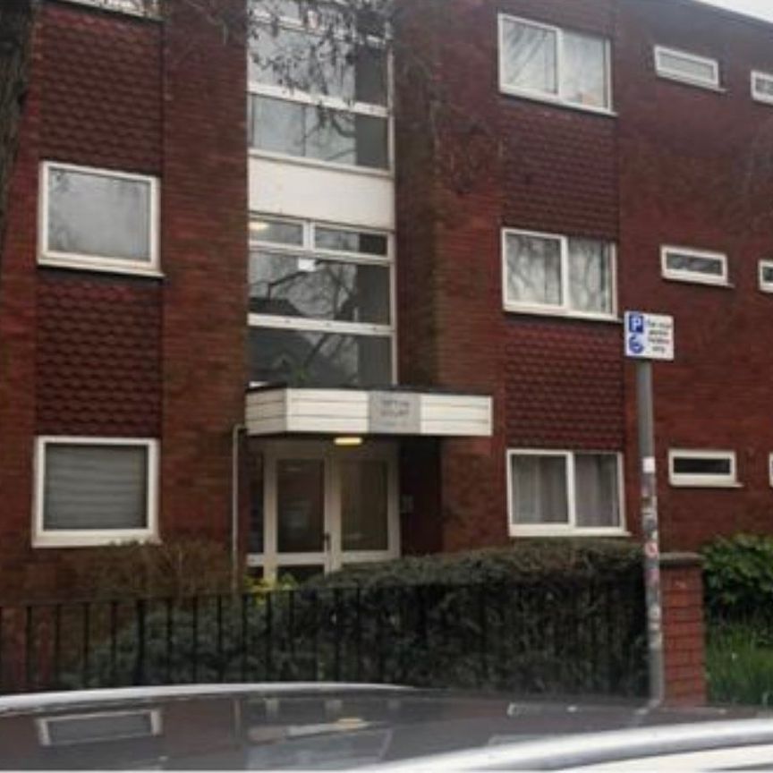 1 Bed Flat, Tatton Court, M14 - Photo 1