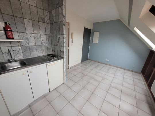 Location Appartement 1 pièce 19m² SIN LE NOBLE 59450 - Photo 1