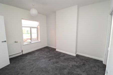 Arbury Road, Nuneaton - Photo 4