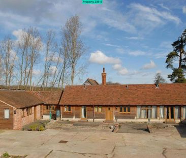 3 bedroom detached house to rent - Photo 2